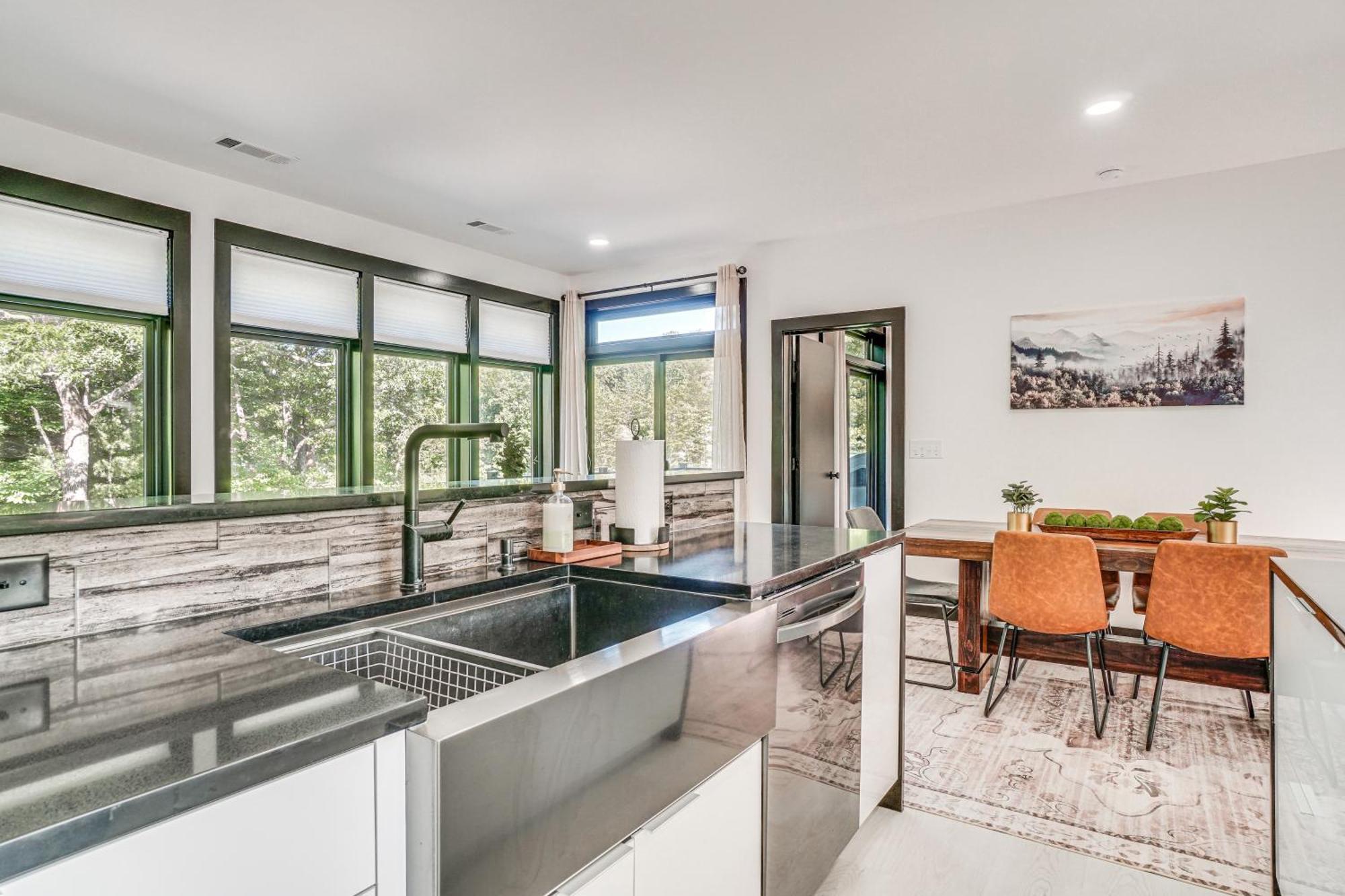 Luxury Modern Home On Golf Course With Game Room! Helen Ngoại thất bức ảnh